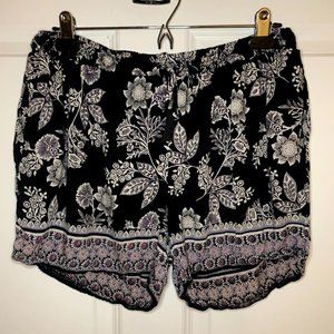 Floral print shorts